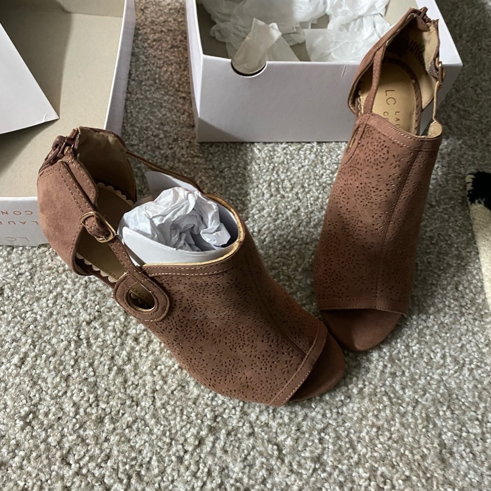 Lauren Conrad NIB heels Booties 8.5